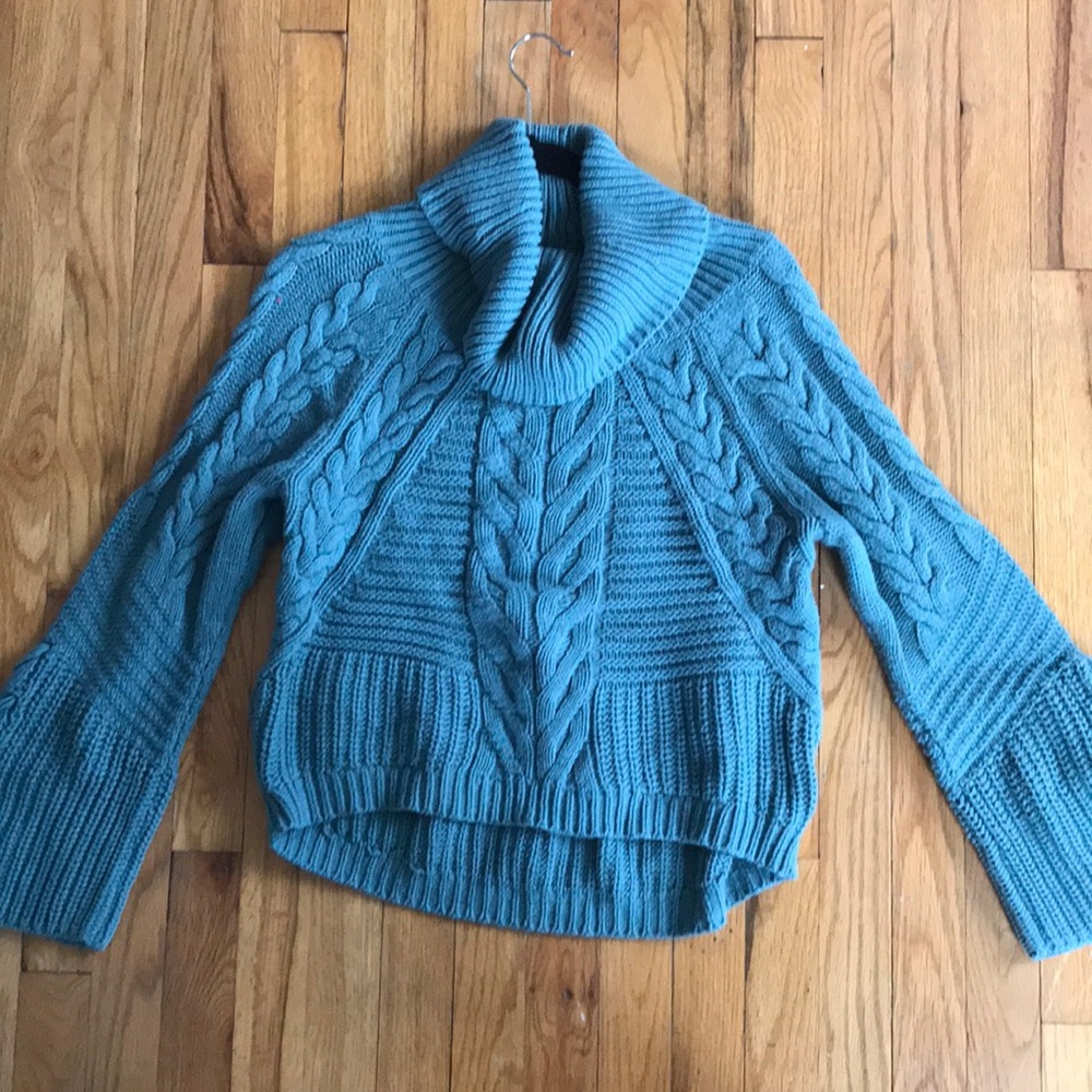 Beautiful express sweater - cable knit cowl neck